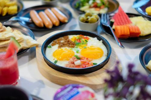 スカイ ホテル18