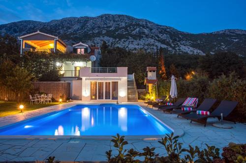 Létesítmények, Villa Golden Garden with 50sqm private pool in Gata Létesítmények, Villa Golden Garden with 50sqm private pool in Gata