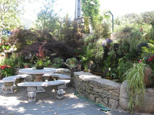 Garden, Hotel Rural Los Frutales in Leganes Garden, Hotel Rural Los Frutales in Leganes