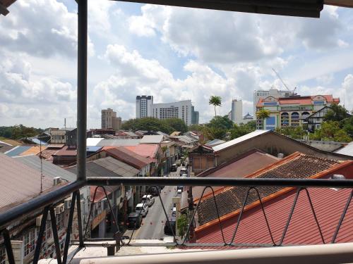 ระเบียง/ชานเรือน, ฮอร์นบิล เนสต์ กูชิง (Hornbill's Nest Kuching) in กูชิง ระเบียง/ชานเรือน, ฮอร์นบิล เนสต์ กูชิง (Hornbill's Nest Kuching) in กูชิง