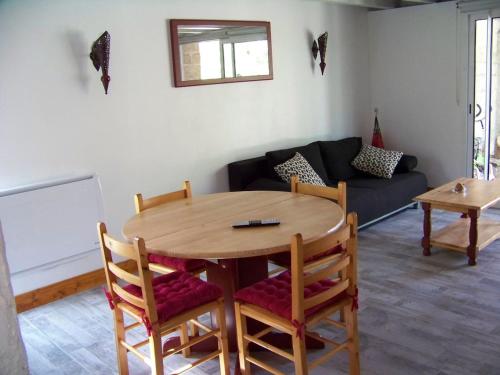 Létesítmények, Gîte, jacuzzi & vin au grenier de Madiran (Gite, jacuzzi & vin au grenier de Madiran) in Madiran Létesítmények, Gîte, jacuzzi & vin au grenier de Madiran (Gite, jacuzzi & vin au grenier de Madiran) in Madiran