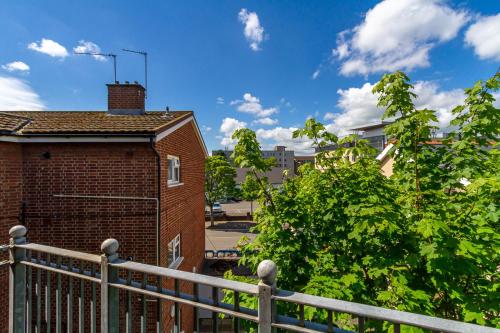 Varanda/terraço, Stay In Cardiff Cathay's Terrace Apartment near Bute Park Varanda/terraço, Stay In Cardiff Cathay's Terrace Apartment near Bute Park
