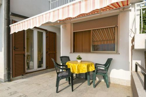 Hôtel Apartments with WiFi Rabac (Labin) - 17261