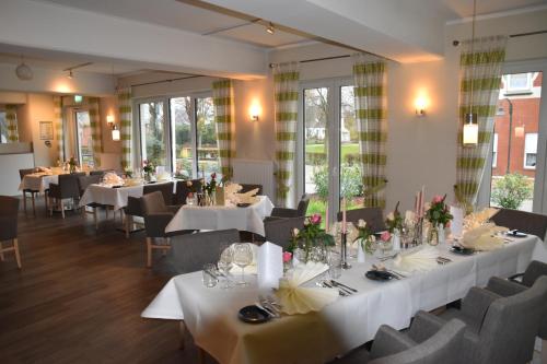 مطعم, Lindenhof 1887 - Hotel & Restaurant in Lunden مطعم, Lindenhof 1887 - Hotel & Restaurant in Lunden