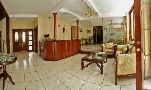 Lobby, Hotel Villa Florencia Zona Rosa in San Salvador Lobby, Hotel Villa Florencia Zona Rosa in San Salvador