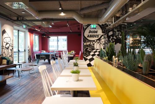 Bar/lounge, Via Suites in Diemen Bar/lounge, Via Suites in Diemen