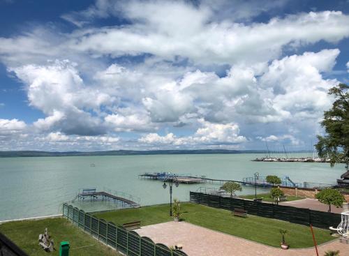 Hullam Apartman in Balatonlelle Hullam Apartman in Balatonlelle