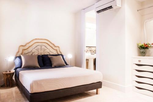 This photo about WE Town House with Terrace shared on HyHotel.com