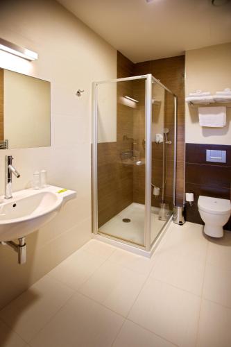Hotel Lahofer in ใจกลางเมืองสนอยมอ Hotel Lahofer in ใจกลางเมืองสนอยมอ