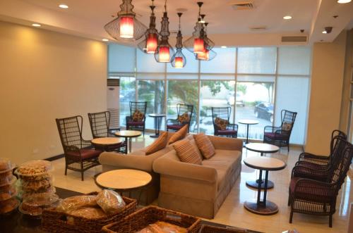 El Cielito Hotel Sta. Rosa in Laguna El Cielito Hotel Sta. Rosa in Laguna