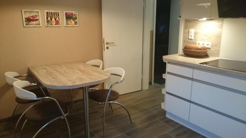 Gemutliche Wohnung im Westerwald, mit einer großen Terrasse!! in Weitefeld Gemutliche Wohnung im Westerwald, mit einer großen Terrasse!! in Weitefeld