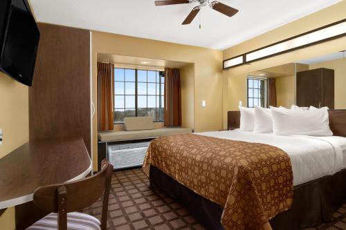 Microtel Inn & Suites by Wyndham Round Rock in Round Rock Microtel Inn & Suites by Wyndham Round Rock in Round Rock
