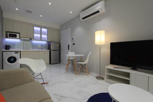 85 Soho Premium Serviced Residence near Yangon Zoo 85 Soho Premium Serviced Residence near Yangon Zoo