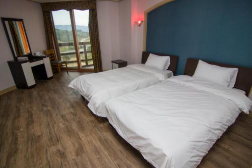 Hyundai Elliot Hotel and Resort in Pyeongchang-gun Hyundai Elliot Hotel and Resort in Pyeongchang-gun