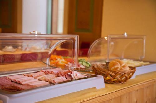 Food and beverages, Pension Schierl in Faistenau Food and beverages, Pension Schierl in Faistenau