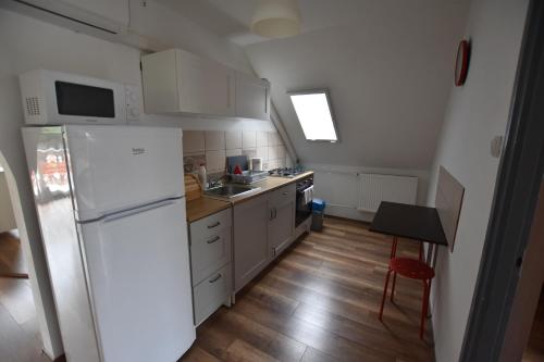 キッチン, Borsi Apartman in バラトナルマーディ市内中心部 キッチン, Borsi Apartman in バラトナルマーディ市内中心部