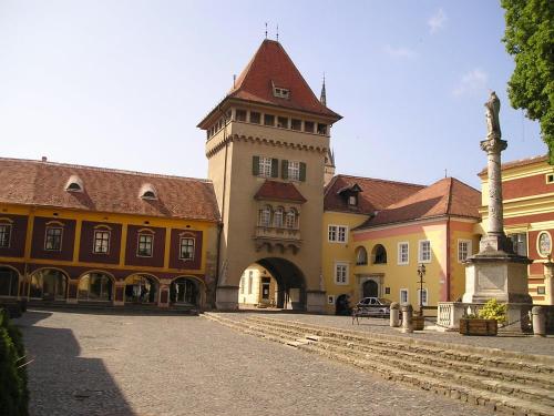 Tempat wisata terdekat, Borostyan Vendeghaz in Koszeg Tempat wisata terdekat, Borostyan Vendeghaz in Koszeg
