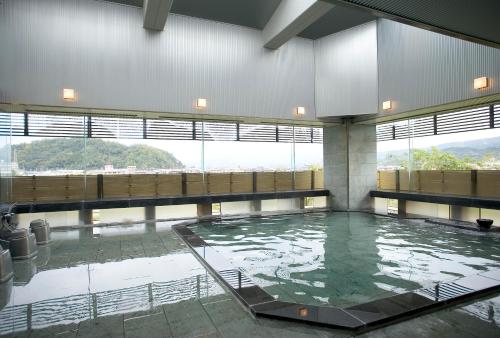 Hot spring bath, Fugaku Hanabusa near Nirayama Castle Ruins Hot spring bath, Fugaku Hanabusa near Nirayama Castle Ruins