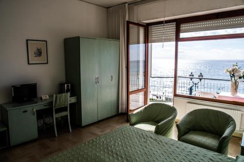 Hotel West End in Αλάσιο Hotel West End in Αλάσιο