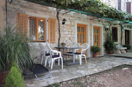 Erkély/terasz, Apartments with parking space Umag - 6995 in Katoro Erkély/terasz, Apartments with parking space Umag - 6995 in Katoro