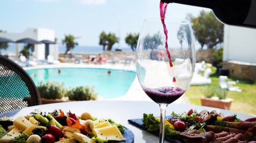 Restaurant, Aeolos Bay Tinos in Tinos Restaurant, Aeolos Bay Tinos in Tinos