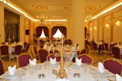 Restaurant, Bissau Royal Hotel in Bissau Restaurant, Bissau Royal Hotel in Bissau
