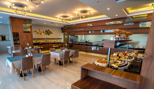 Restaurant, Campus Hill Hotel in Kestel Restaurant, Campus Hill Hotel in Kestel