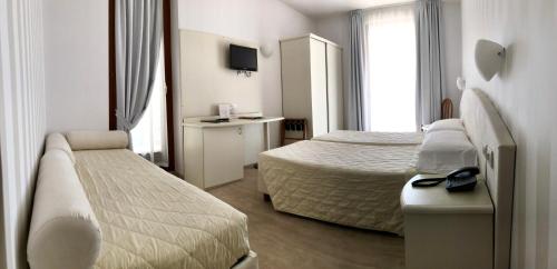 Hotel Roma in גארדה Hotel Roma in גארדה
