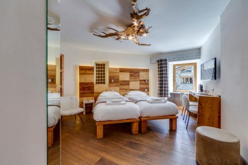 This photo about Chalet Hotel Du Fornet shared on HyHotel.com