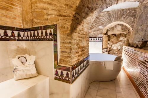 Ванна кімната, Sercotel Pintor El Greco in Толедо Ванна кімната, Sercotel Pintor El Greco in Толедо