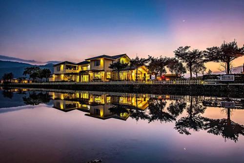 Ming Shui Lu Homestay in Sanxing Township Ming Shui Lu Homestay in Sanxing Township