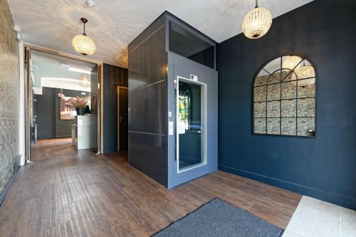 Bejárat, Contact Hôtel de la Gare et son restaurant Côte à Côte (Contact Hotel de la Gare et son restaurant Cote a Cote) in Autun Bejárat, Contact Hôtel de la Gare et son restaurant Côte à Côte (Contact Hotel de la Gare et son restaurant Cote a Cote) in Autun