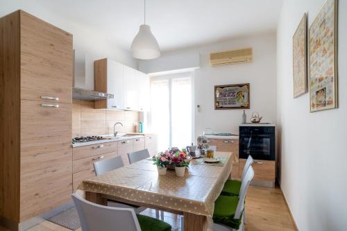 This photo about Appartamento Quindici shared on HyHotel.com