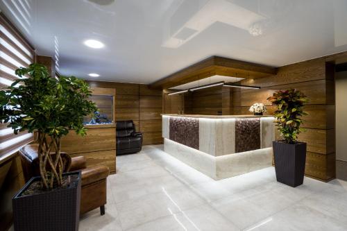 โฮเต็ล ชาเลต์ (Hotel Chalet) in เลนินสกี โฮเต็ล ชาเลต์ (Hotel Chalet) in เลนินสกี