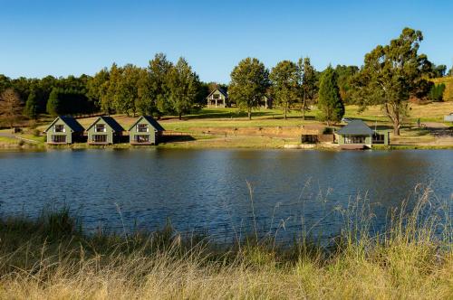 Šalia esančios lankytinos vietos, Springholm Cottages in Hauvikas Šalia esančios lankytinos vietos, Springholm Cottages in Hauvikas