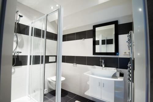 Fürdőszoba, B&B Groot Pepersgoed in Nijkerk Fürdőszoba, B&B Groot Pepersgoed in Nijkerk
