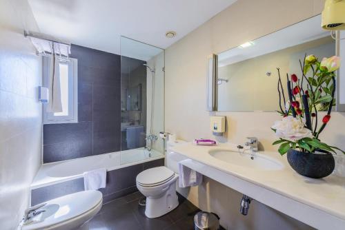 Fürdőszoba, Hostal Torrejon in Torrejon de Ardoz Fürdőszoba, Hostal Torrejon in Torrejon de Ardoz