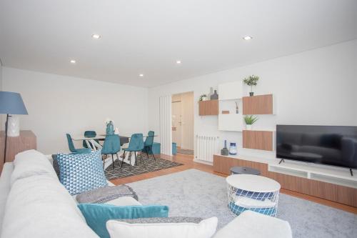 This photo about Liiiving - Luxury RiverView Apartments shared on HyHotel.com