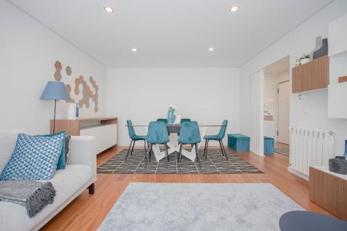 This photo about Liiiving - Luxury RiverView Apartments shared on HyHotel.com