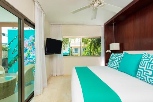 Hotel The Palm in Playa Del Carmen Hotel The Palm in Playa Del Carmen