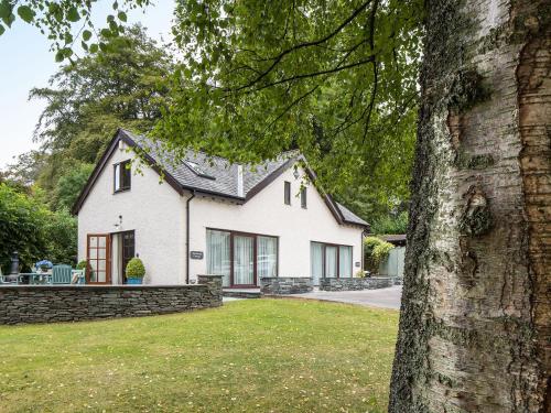 Waterhead Cottage in Ecclerigg Waterhead Cottage in Ecclerigg