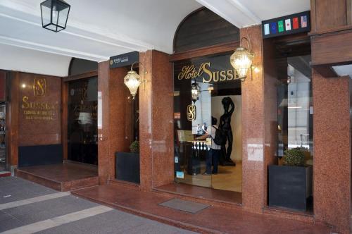 Entrance, Hotel Sussex in Cordoba Entrance, Hotel Sussex in Cordoba