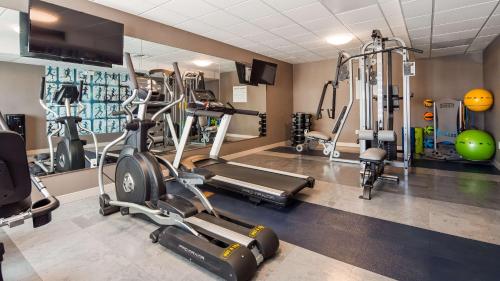 Fitness center, Best Western Plus Coalinga Inn in Coalinga (CA) Fitness center, Best Western Plus Coalinga Inn in Coalinga (CA)