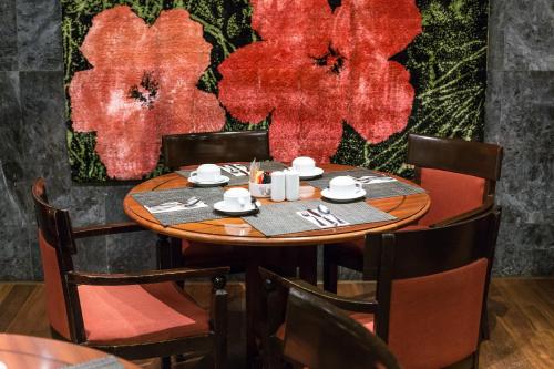 บริการและสิ่งอำนวยความสะดวก, โรงแรม เรดิสัน บลู ลิสบอน (Radisson Blu Hotel, Lisbon) in ลิสบอน บริการและสิ่งอำนวยความสะดวก, โรงแรม เรดิสัน บลู ลิสบอน (Radisson Blu Hotel, Lisbon) in ลิสบอน