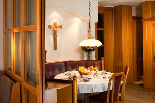 Restaurant, Stadthotel EGGERBRÄU in Imst Restaurant, Stadthotel EGGERBRÄU in Imst