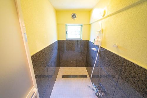 Bathroom, Daisen Backpackers in Hoki Bathroom, Daisen Backpackers in Hoki