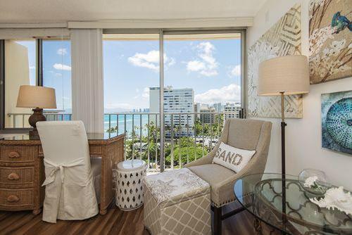 This photo about Gold Coast Penthouse - Studio Condo shared on HyHotel.com