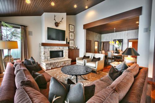 鹿谷斯坦埃里克森旅舍 (Stein Eriksen Lodge Deer Valley) in 帕克市(UT) 鹿谷斯坦埃里克森旅舍 (Stein Eriksen Lodge Deer Valley) in 帕克市(UT)