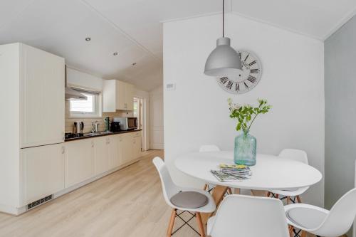 Cocina, Chalet Descansar op de Veluwe in Beekbergen Cocina, Chalet Descansar op de Veluwe in Beekbergen