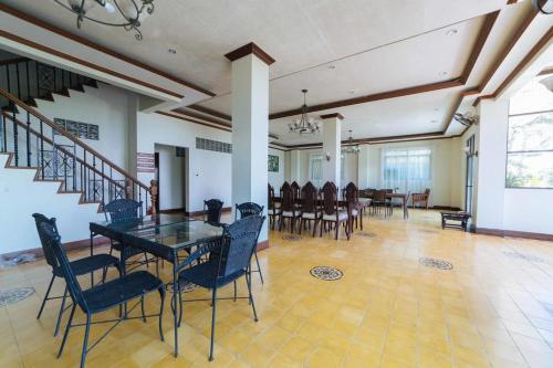 This photo about MC Mountain Home Apartelle shared on HyHotel.com